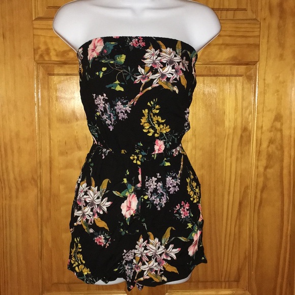 Pants - Flowered romper